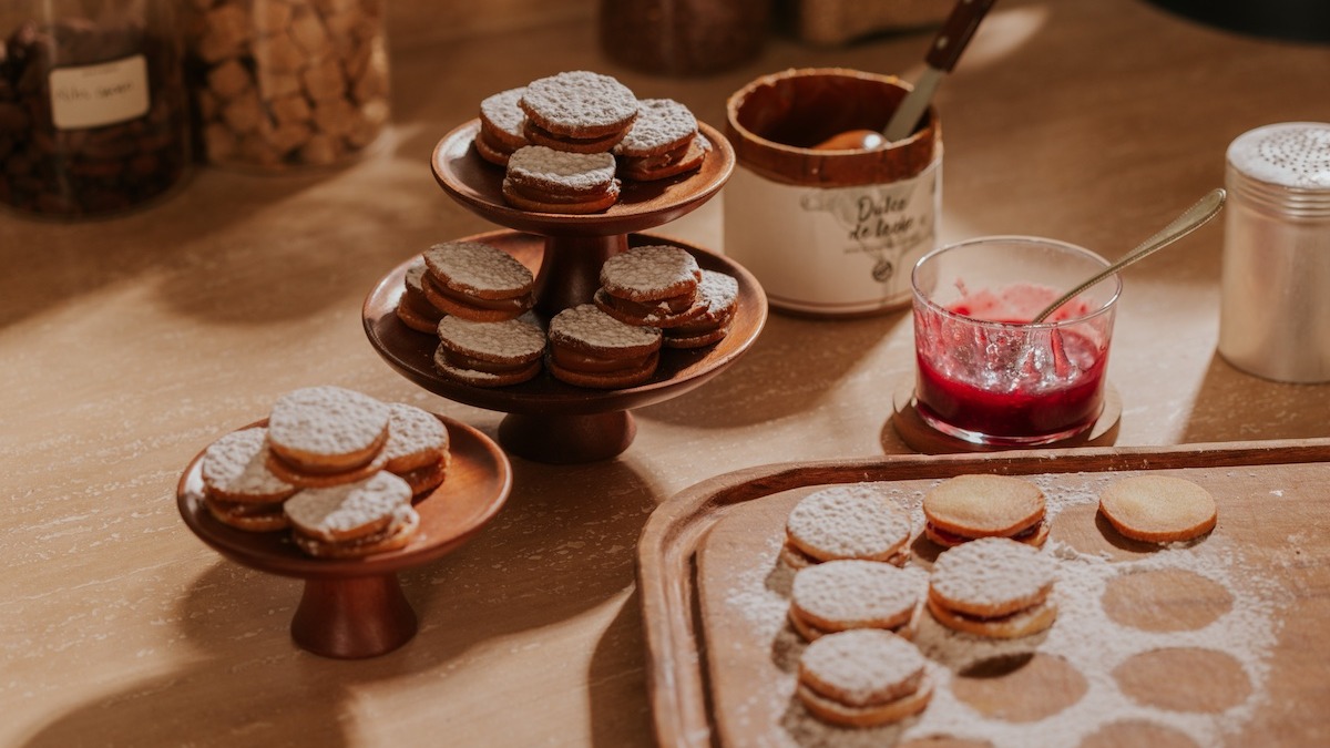 Alfajores de masa sable: dulce de leche & frambuesa